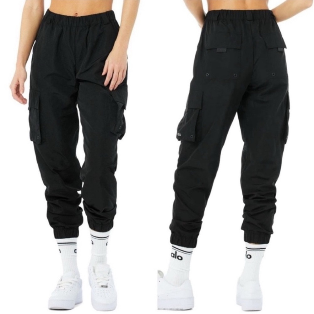 ALO Yoga Black Cargo Track Joggers